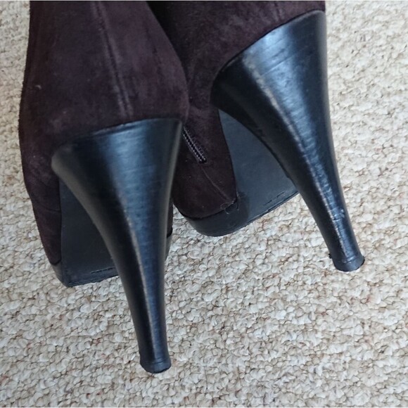 Stuart Weitzman Chocolate Brown Suede Ankle Boots size 10M - Picture 11 of 12